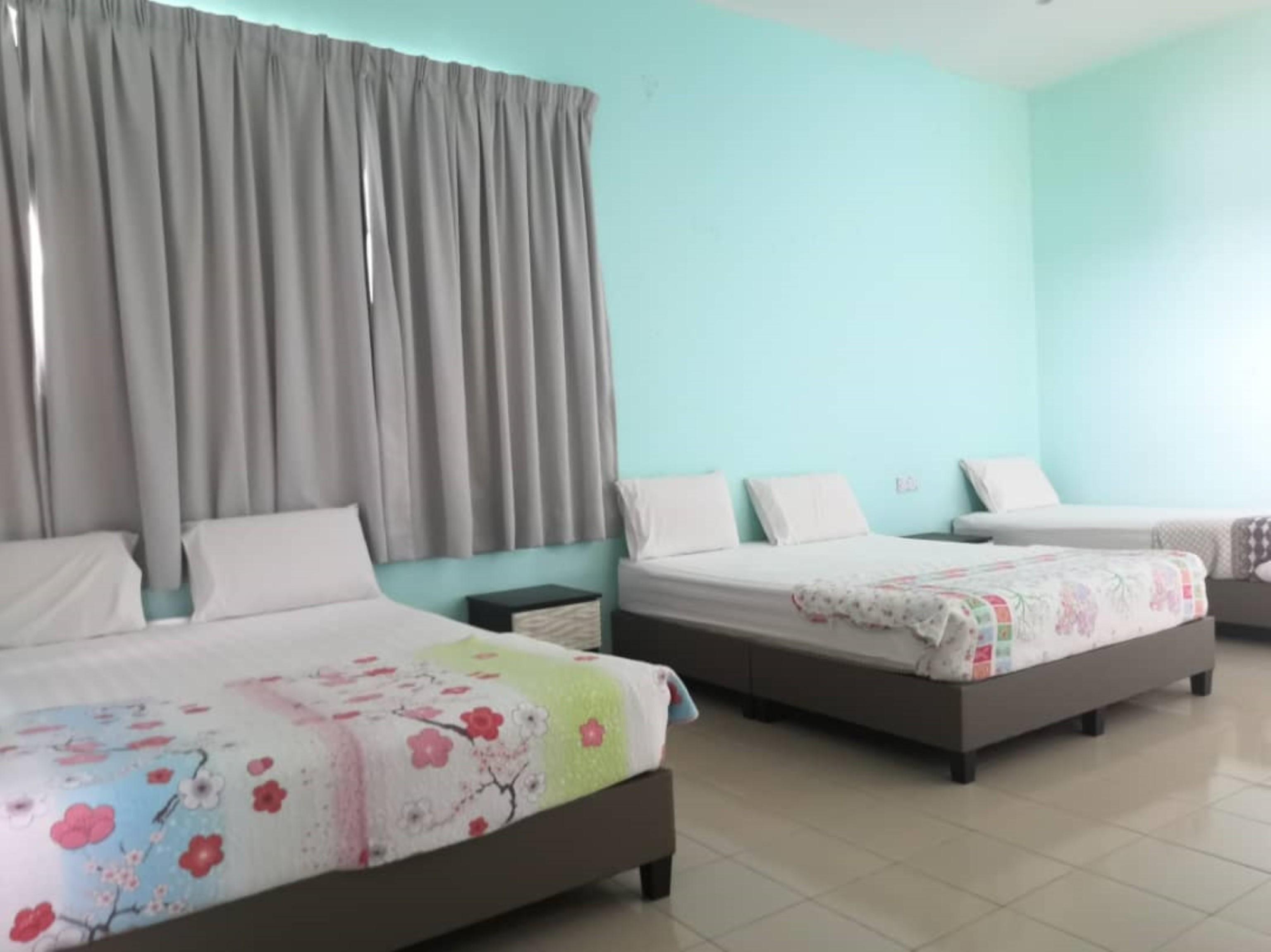 Oyo 90132 Come Inn Premium Куала Теренгану Екстериор снимка